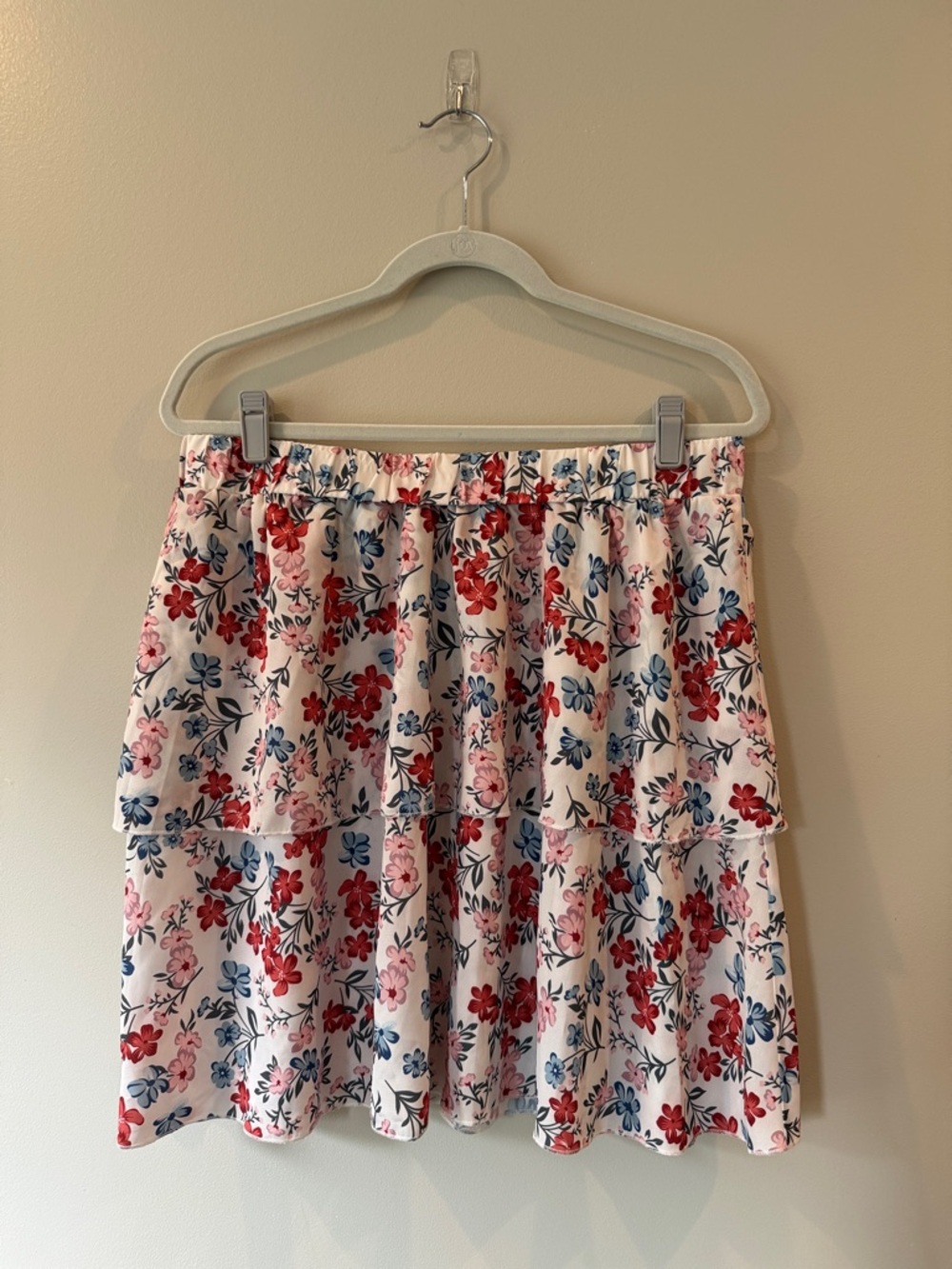 SHEIN White Tiered Skater Skirt with Red & Blue Floral Print